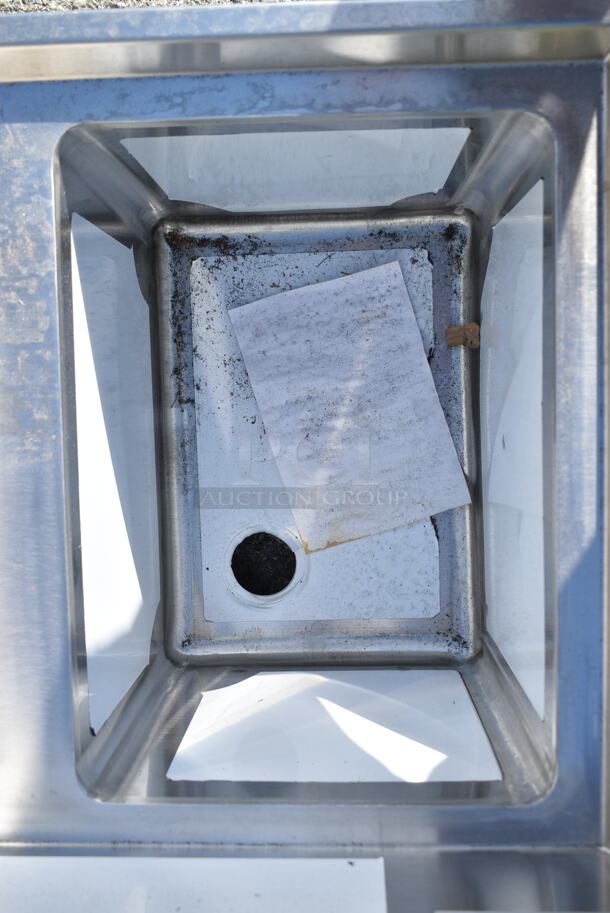 BRAND NEW SCRATCH AND DENT! Steelton 522BS3T38 3 Bowl 18 Gauge Underbar Sink - 38" x 18 3/4" - Image 5 of 8