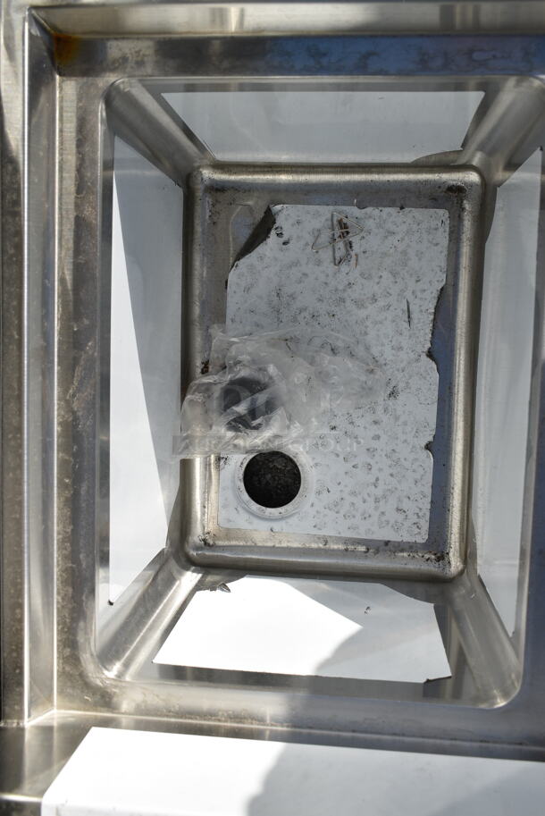 BRAND NEW SCRATCH AND DENT! Steelton 522BS3T38 3 Bowl 18 Gauge Underbar Sink - 38" x 18 3/4" - Image 7 of 8