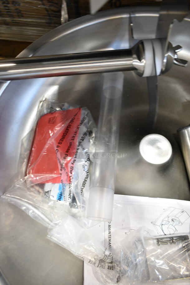 BRAND NEW SCRATCH AND DENT! Sirman 40794058 Katana 12 PTO Buffalo Chopper Food Processor with #12 Hub. 120 Volts, 1 Phase. Tested and Working! - Image 9 of 12