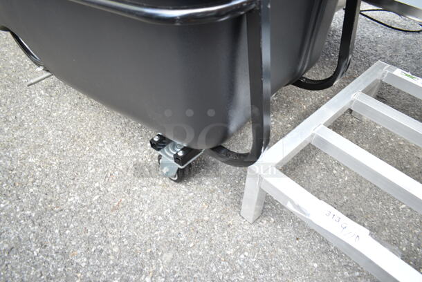 BRAND NEW SCRATCH AND DENT! Lavex 475AG107TBBK 1 Cubic Yard Black Heavy-Duty Tilt Truck / Trash Cart (2100 lb. Capacity) - Image 5 of 6