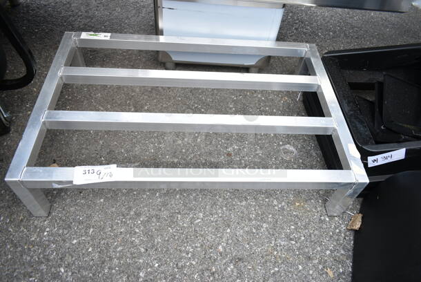 BRAND NEW SCRATCH AND DENT! Regency 600DUN24368 36" x 24" x 8" Aluminum Dunnage Rack - 1715 lb. Capacity - Image 2 of 4
