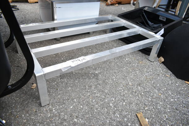 BRAND NEW SCRATCH AND DENT! Regency 600DUN24368 36" x 24" x 8" Aluminum Dunnage Rack - 1715 lb. Capacity - Image 3 of 4