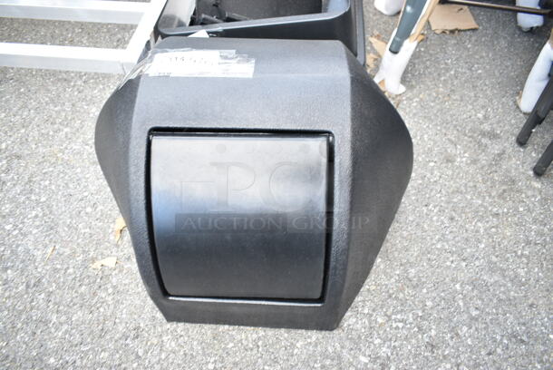 3 BRAND NEW SCRATCH AND DENT!  Black Poly Trash Can Lids Including Lavex 475SQLD35BK 35 / 50 Gallon Black Square Trash Can Swing Lid. 3 Times Your Bid!  - Image 4 of 8