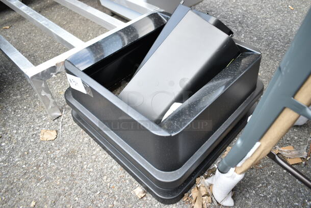 3 BRAND NEW SCRATCH AND DENT!  Black Poly Trash Can Lids Including Lavex 475SQLD35BK 35 / 50 Gallon Black Square Trash Can Swing Lid. 3 Times Your Bid!  - Image 7 of 8