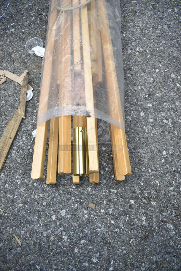 BRAND NEW SCRATCH AND DENT! Wooden Easel? - Image 3 of 4