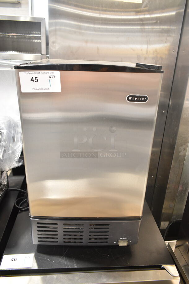 BRAND NEW SCRATCH AND DENT! Whynter UIM-155a 15" Built In Ice Maker Machine 12lb. 115 Volts, 1 Phase. Tested and Working! - Image 2 of 10