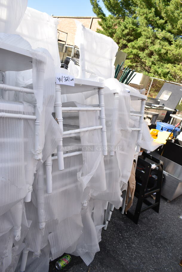 24 BRAND NEW SCRATCH AND DENT! Lancaster Table & Seating 164CHIARSWHT White Resin Chiavari Chair. 24 Times Your Bid!  - Image 4 of 6