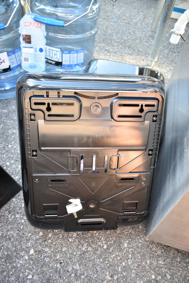 5 BRAND NEW SCRATCH AND DENT! Items Including 164WHCASBK High Chair, 2 San Jamar Ice Buckets and 2 Paper Towel Dispensers. 5 Times Your Bid!  - Image 10 of 10