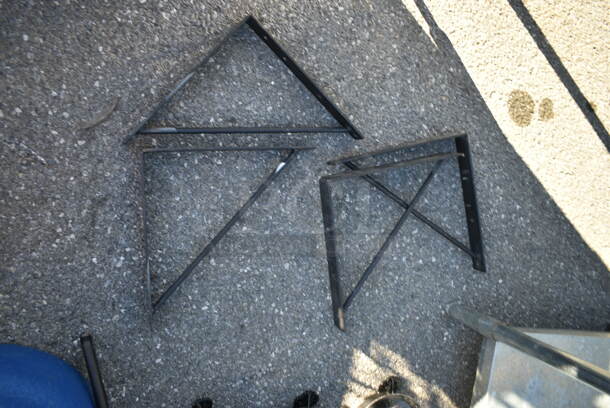 ALL ONE MONEKY! Lot of 6 Various Items Including Metal Table Base Columns, Trash Can and Frame.  - Image 3 of 8