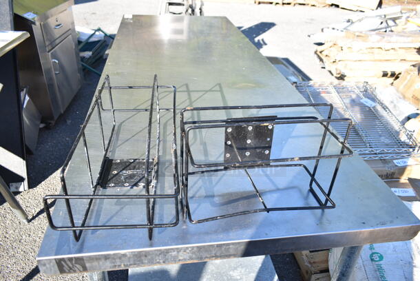ALL ONE MONEKY! Lot of 6 Various Items Including Metal Table Base Columns, Trash Can and Frame.  - Image 8 of 8