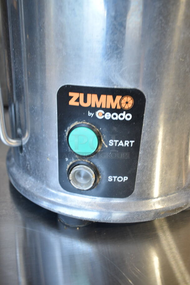 Zummo Ceado Z22C Stainless Stel Commercial Countertop Juicer. 110-120 Volts, 1 Phase. Tested and Working! - Image 7 of 9