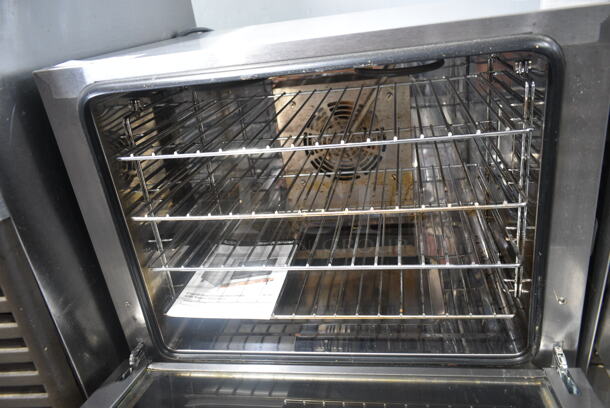 Avantco 177CO32M Stainless Steel Commercial Countertop Electric Powered Half Size Convection Oven. 208/240 Volts, 1 Phase.  - Image 4 of 6