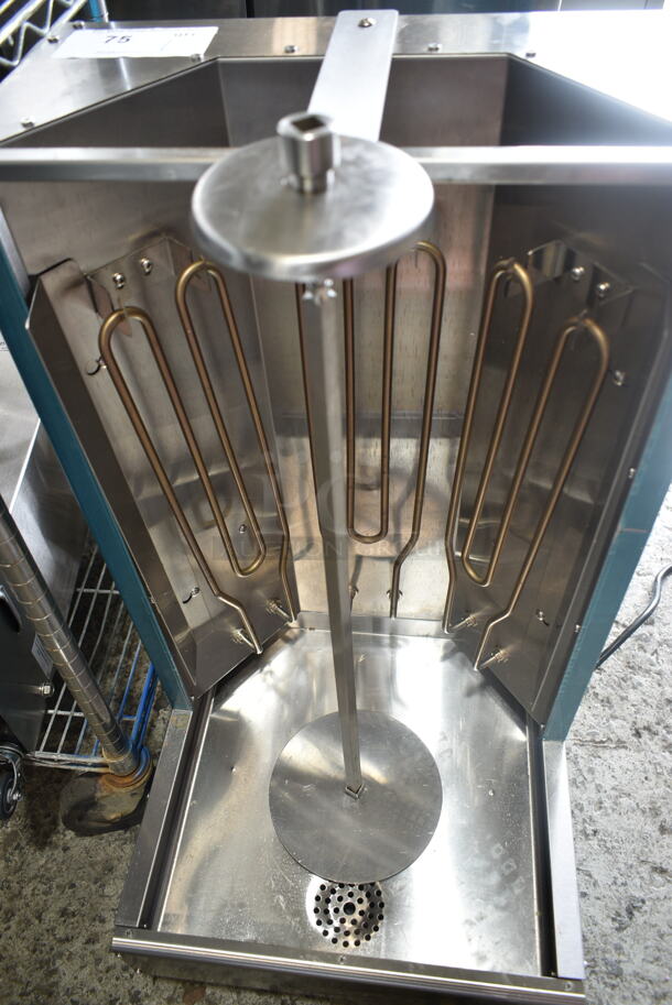 BRAND NEW SCRATCH AND DENT! Avantco 177VBE102M Stainless Steel Electric 65 lb. Vertical Broiler. 208/240 Volts, 1 Phase. - Image 5 of 8