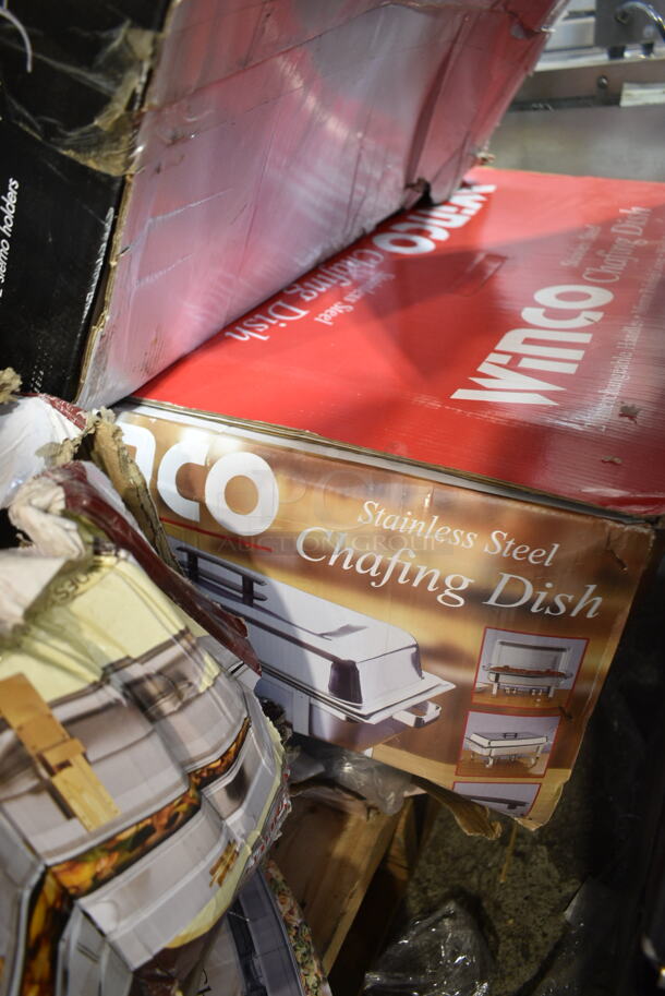 PALLET LOT of 20 BRAND NEW Boxes Including Various Chafing Dishes, Winco MPB-36 36 qt Mop Bucket Combo, Winco TNH-90. High Heat Flexible Turner w/Offset,  Winco HSP-123 Springform Pan. 20 Times Your Bid! - Image 4 of 12