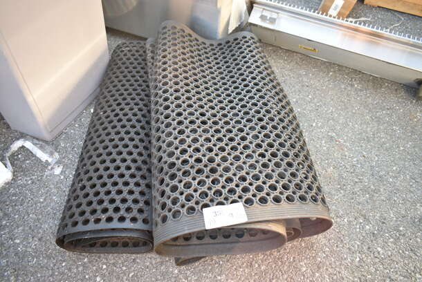 4 Black Anti Fatigue Floor Mats. 4 Times Your Bid! - Image 1 of 2