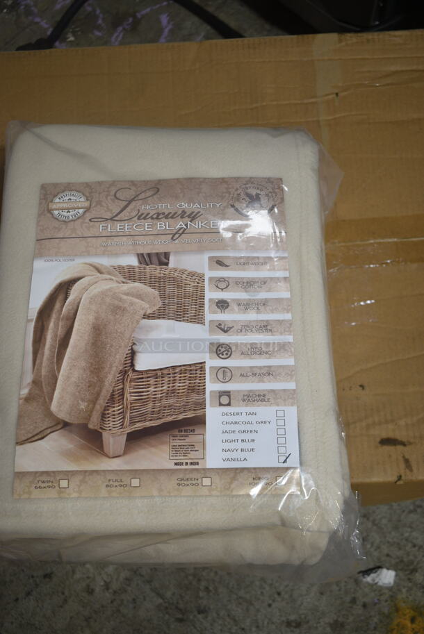 4 BRAND NEW SCRATCH AND DENT! Hotel Quality Luxury Vanilla Fleece Blanket King 108x90. 4 Times Your Bid!  - Image 3 of 7