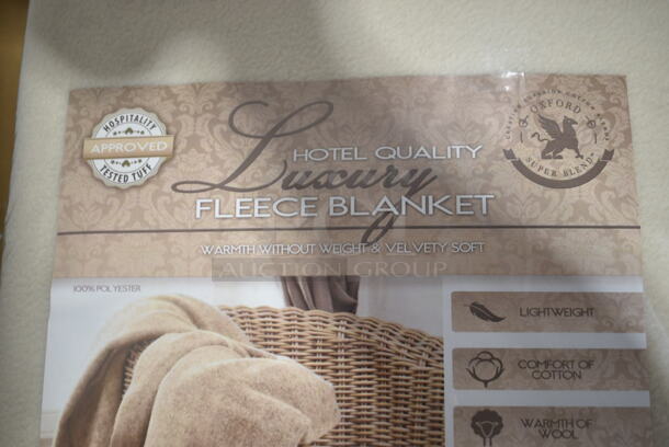 4 BRAND NEW SCRATCH AND DENT! Hotel Quality Luxury Vanilla Fleece Blanket King 108x90. 4 Times Your Bid!  - Image 5 of 7