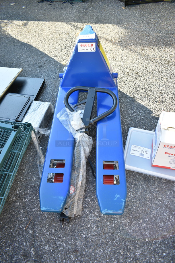 BRAND NEW SCRATCH AND DENT! Lavex 481DB20MN 17" x 35 1/2" Manual Pallet Jack - 4,400 lb. Capacity - Image 2 of 7