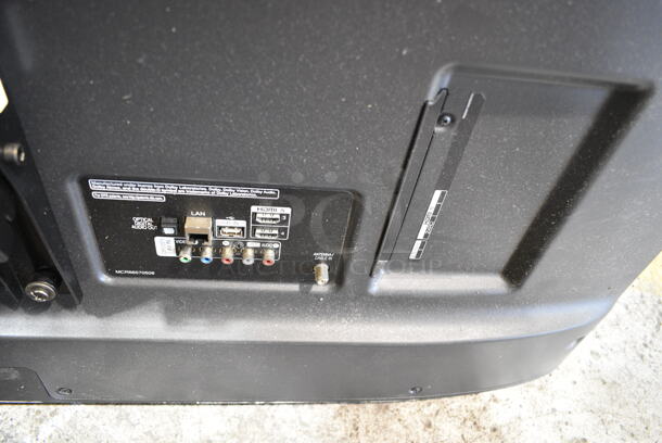 LG 55UK6500AUA 55" Television. 100-240 Volts, 1 Phase. Buyer Must Pick Up - We Will Not Ship This Item. Tested and Does Not Power On - Image 4 of 8