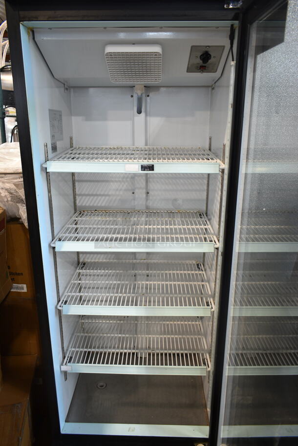 Avantco 178GDC15 Metal Commercial Single Door Reach In Cooler Merchandiser w/ Poly Coated Racks. 115 Volts, 1 Phase. Tested and Working! - Image 2 of 3