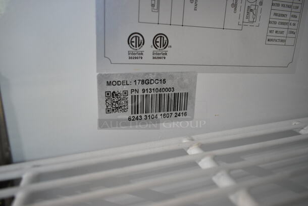 Avantco 178GDC15 Metal Commercial Single Door Reach In Cooler Merchandiser w/ Poly Coated Racks. 115 Volts, 1 Phase. Tested and Working! - Image 3 of 3