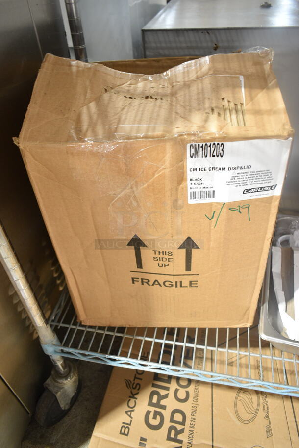 6 BRAND NEW SCRATCH AND DENT! Items Including Stainless Steel Grease Hood Filter, Blender Pitcher, Carlisle CM101203 Black 3 Gallon Coldmaster Ice Cream Cold Crock with Lid, Winco APM-10 10 Cut Pie and Cake Marker, Winco CBR-WT Cutting Board Brush White, Winco SPTT2 2/3 Steam Pans. 6 Times Your Bid! - Image 4 of 8