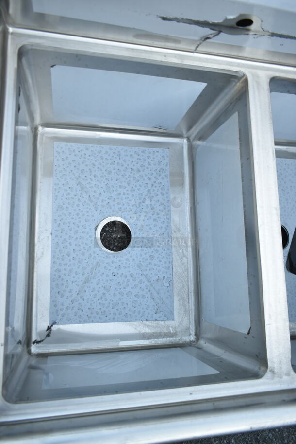 BRAND NEW SCRATCH AND DENT! Regency 600S21824 43" 16 Gauge Stainless Steel Two Compartment Commercial Sink with Stainless Steel Legs and Cross Bracing - 18" x 24" x 14" Bowls. No Legs.  - Image 5 of 6