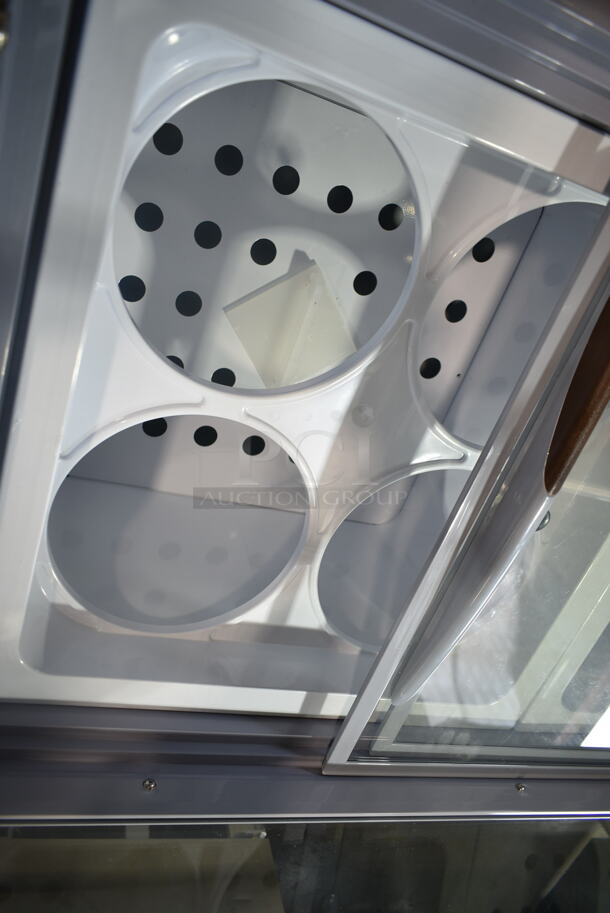 BRAND NEW SCRATCH AND DENT! Avantco 360ADC8HC 49" Customizable Ice Cream Dipping Cabinet w/ Sneeze Guard. 115 Volts, 1 Phase. Tested and Working! - Image 8 of 11