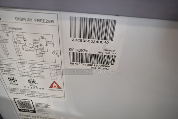 BRAND NEW SCRATCH AND DENT! Avantco 360ADC8HC 49" Customizable Ice Cream Dipping Cabinet w/ Sneeze Guard. 115 Volts, 1 Phase. Tested and Working! - Image 11 of 11