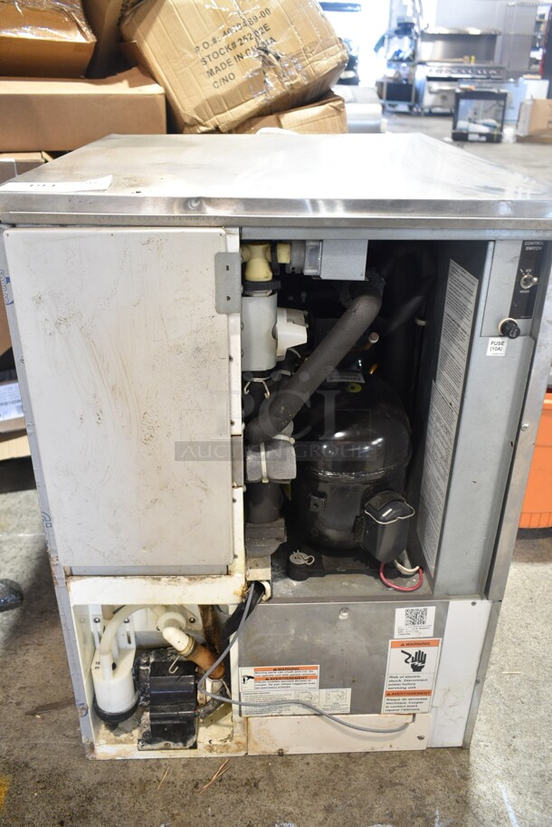 Hoshizaki KM-515MAH Stainless Steel Commercial Ice Machine Head. 115 Volts, 1 Phase.  - Image 3 of 5