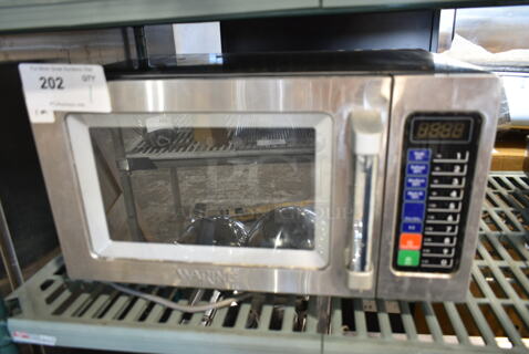 Waring WMO90 Stainless Steel Commercial Countertop Microwave Oven. 120 Volts, 1 Phase. 