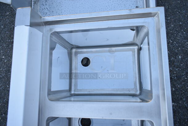BRAND NEW SCRATCH AND DENT! Steelton 522BS3T38 3 Bowl 18 Gauge Underbar Sink - 38" x 18 3/4" - Image 3 of 8
