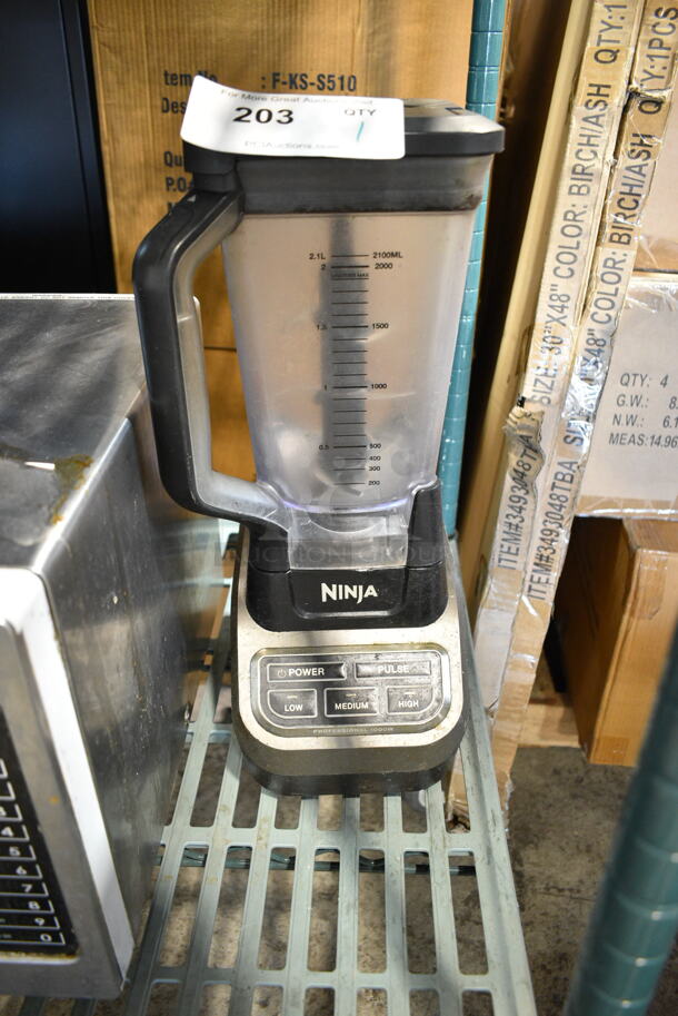 Ninja BL610 Countertop Blender w/ Pitcher. 120 Volts, 1 Phase. Tested and Working! - Image 1 of 6