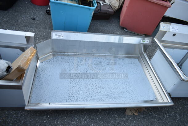 BRAND NEW SCRATCH AND DENT! Regency 600CDT48R 16 Gauge 4' Clean Dish Table - Right Drainboard. No Legs.  - Image 2 of 4