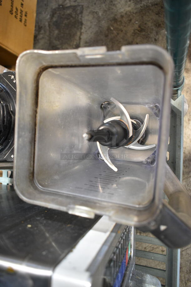 Ninja BL610 Countertop Blender w/ Pitcher. 120 Volts, 1 Phase. Tested and Working! - Image 5 of 6