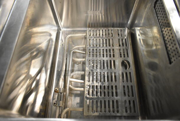 Waring WPC100 Stainless Steel Commercial Countertop Electric Powered Pasta Cooker. 208/240 Volts, 1 Phase.  - Image 6 of 8