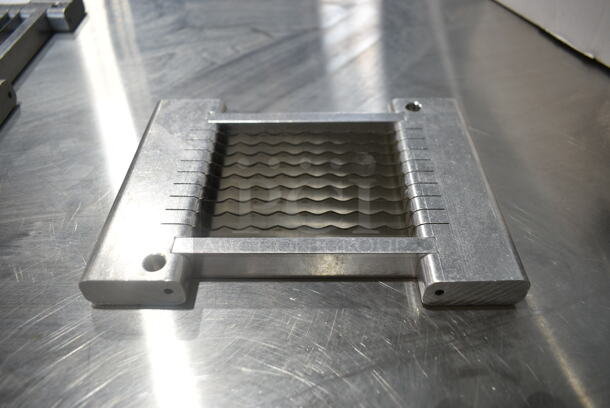 2 Vegetable Cutting Blades. 2 Times Your Bid!  - Image 3 of 4