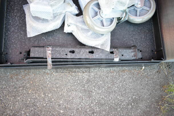 BRAND NEW SCRATCH AND DENT! Black Poly Cart. - Image 5 of 7