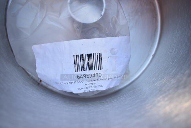 3 BRAND NEW SCRATCH AND DENT! Items Including Robot Coupe 59132 Stainless Steel Bowl, Robot Coupe 59430 3.5 Qt. / 3.3 Liter Stainless Steel Mini Bowl Assembly, Acopa Stainless Steel Round Chafer. 3 Times Your Bid!  - Image 6 of 8