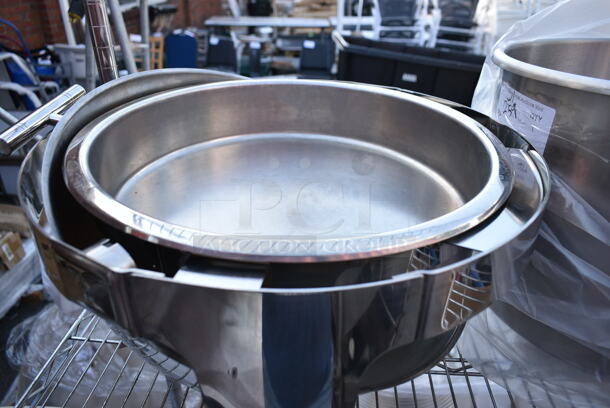 3 BRAND NEW SCRATCH AND DENT! Items Including Robot Coupe 59132 Stainless Steel Bowl, Robot Coupe 59430 3.5 Qt. / 3.3 Liter Stainless Steel Mini Bowl Assembly, Acopa Stainless Steel Round Chafer. 3 Times Your Bid!  - Image 8 of 8