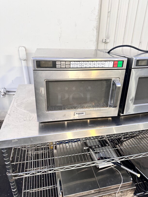 Commercial Microwave 220 Volt  - Image 2 of 2