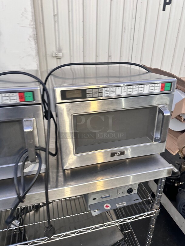 Commercial Microwave 220 Volt - Image 1 of 1
