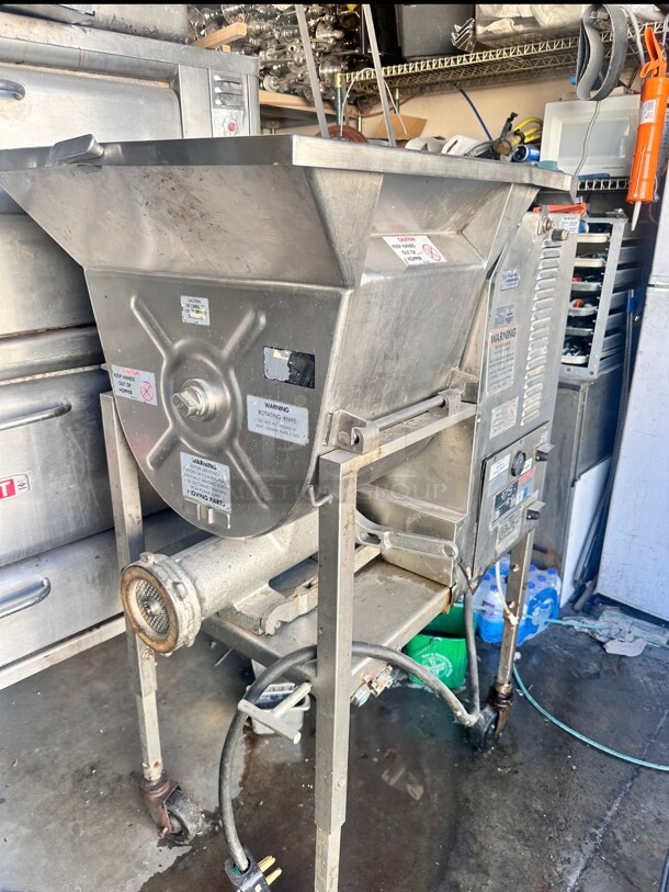 Excellent! Hollymatic 175 Commercial Heavy Duty 175 Mixer Meat Grinder 5 HP 220 Volt 3 Phase Tested and Working - Image 5 of 11