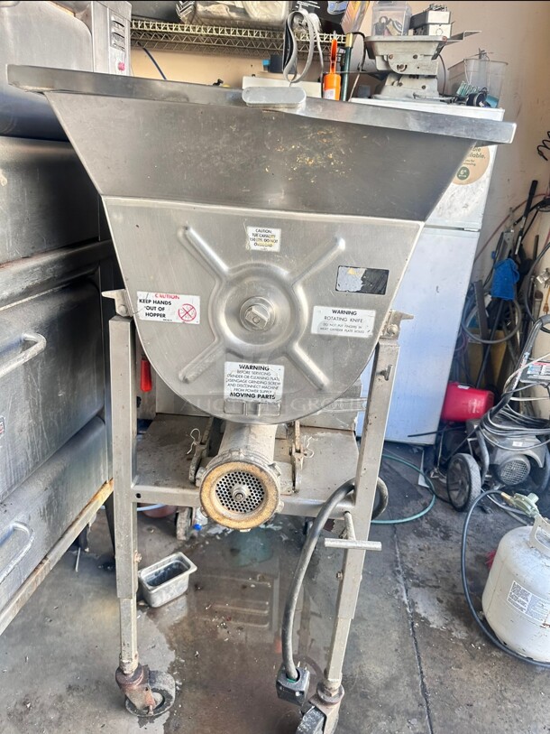 Excellent! Hollymatic 175 Commercial Heavy Duty 175 Mixer Meat Grinder 5 HP 220 Volt 3 Phase Tested and Working - Image 10 of 11