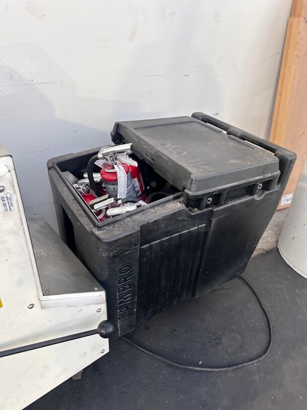 Cambro ICS100L110 SlidingLid™ Black Mobile Ice Bin - 100 lb. Capacity - Image 1 of 3