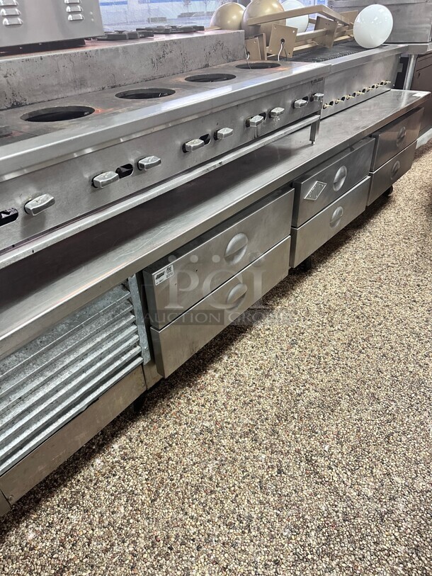 Utility 110 inch Six-Drawer Commercial Refrigerated Chef Base V-Edge NSF 115 Volt - Image 3 of 4