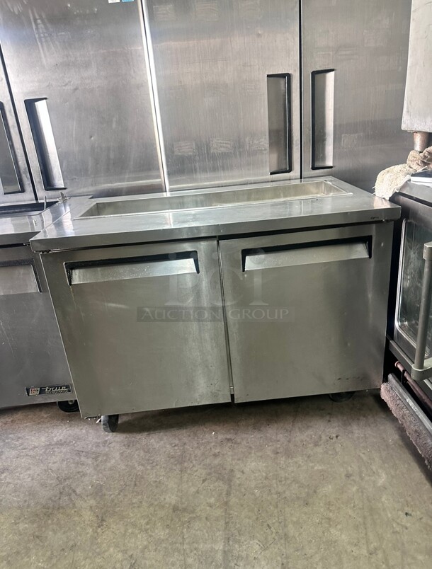 Turbo Air TST-48SD 48" 2 Door Refrigerated Sandwich Prep Table 115 Volt Tested and Working - Image 5 of 9