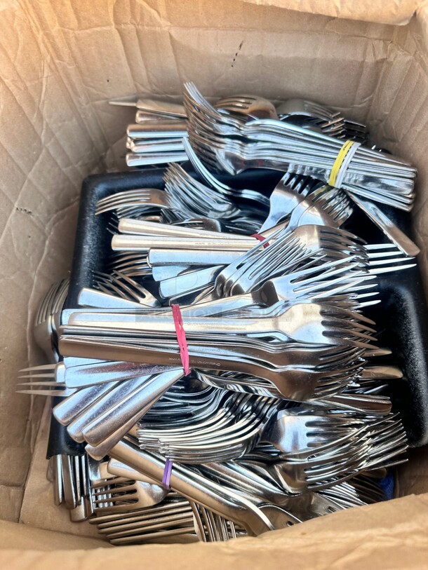One Lot Of Serving Forks  - Image 2 of 3