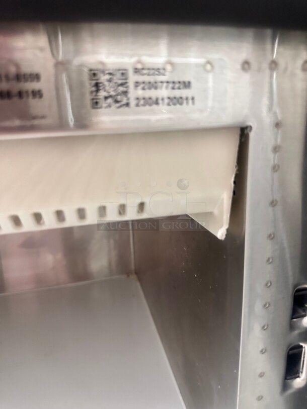 Amana RC22S2 2200w Commercial Microwave w/ Touch Pad, 240v/1ph - Image 5 of 5