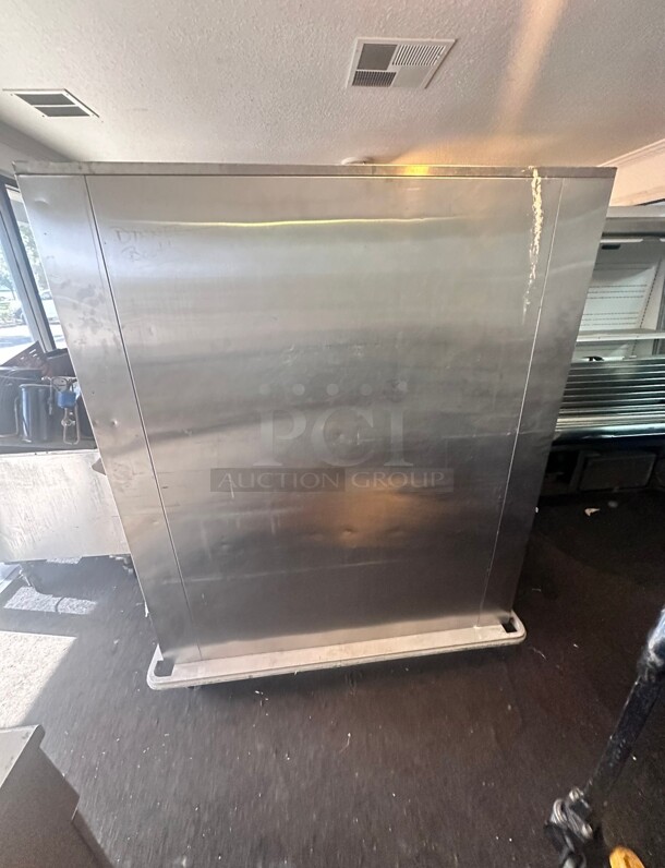 Carter-Hoffmann FH-80 Heated Banquet Cart - (120) Plate Capacity, Stainless, 120v Tested and Working - Image 8 of 10